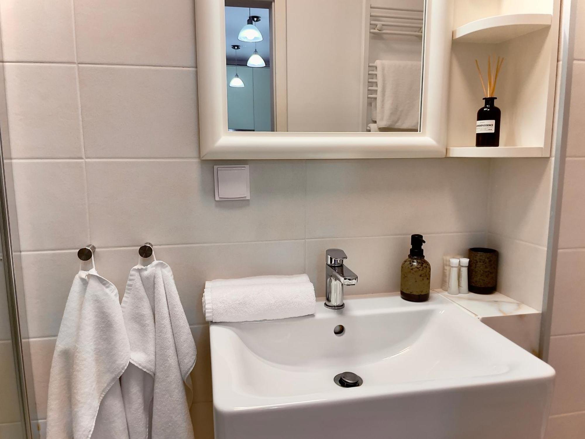 Piazza Vista - Granvia Park Apartment